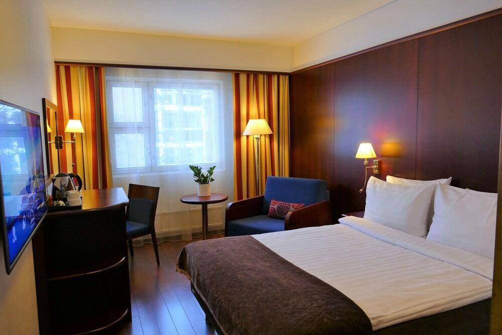 Hotel Kalliohovi Раума Экстерьер фото