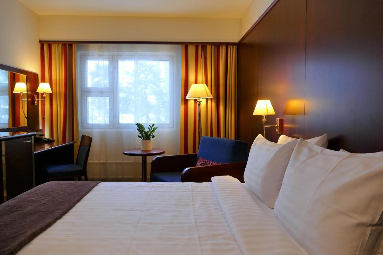 Hotel Kalliohovi Раума Экстерьер фото